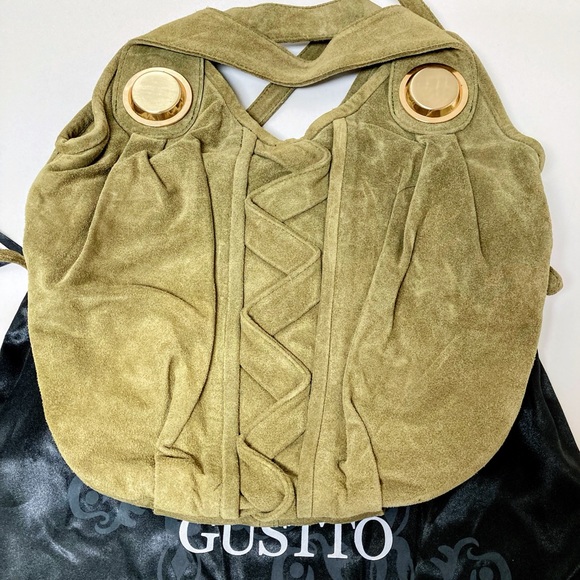 GUSTTO Handbags - BNBI🌺 DESIGNER GUSTTO HANDBAG👜 Genuine Green Suede Rounded Handbag